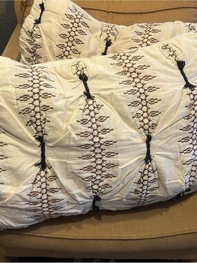Anthropologie Cream Tufted Embroidered Comforter with Black Tassels